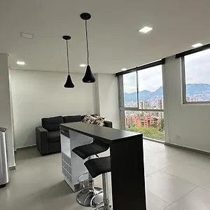 Panoramico En Poblado, Medellín